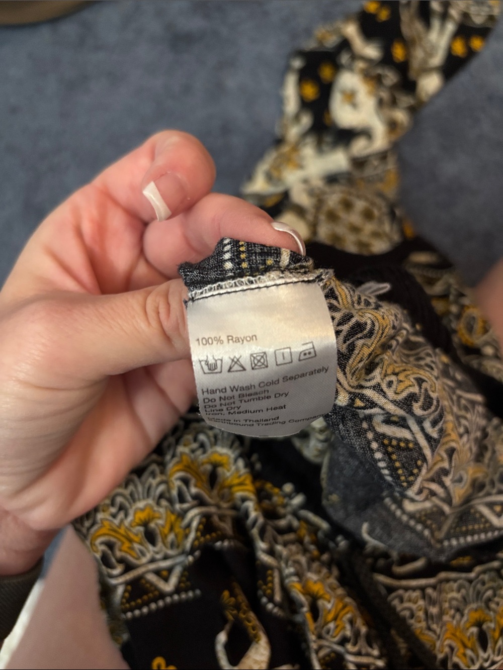 EARTHBOUND Black, Cream & Gold Elephant Print Lounge Pants - Picture 3 of 6